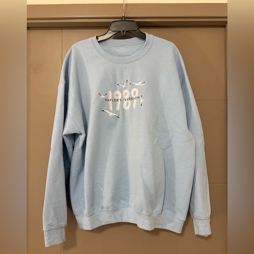 1989 Taylor’s Version Embroidered Sweatshirt